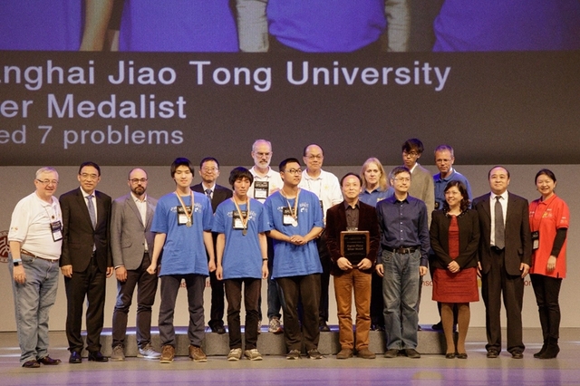 Jiao Tong University Sjtuers Won Acm Icpc Final Silver Medal The 13th World Award